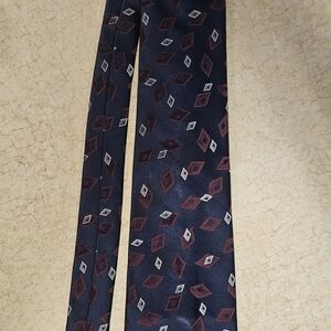 Wembley Black and Brown Diamond Pattern Tie